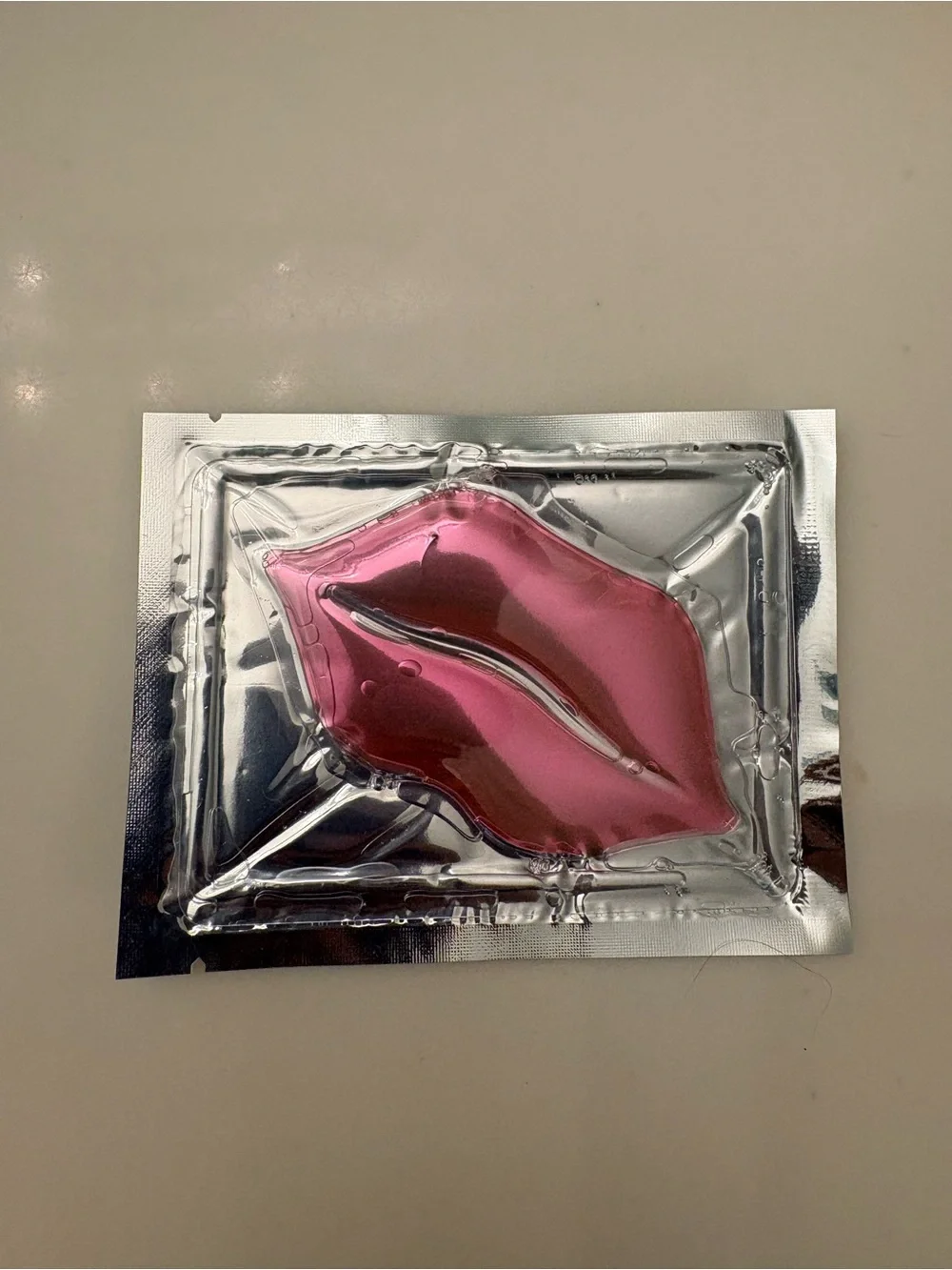 Free with purchase Hydrating Lip Mask - Pink
